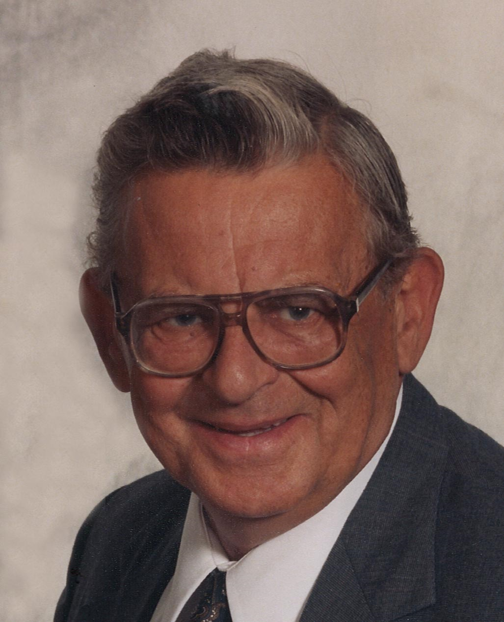 Robert Perry net worth